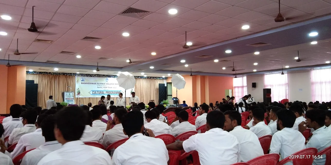 Basaveshwar Arts College